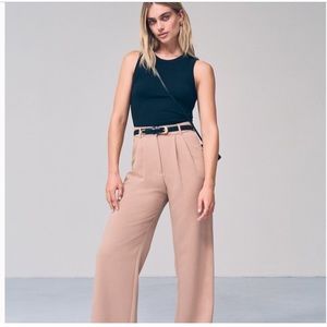 🆕LISTING {Abercrombie and Fitch} Sloane Trouser